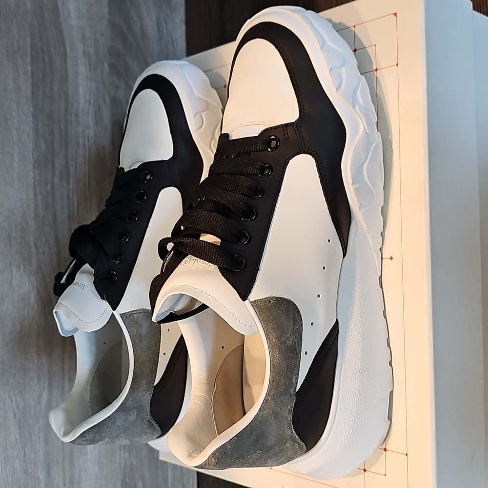 Alexander McQueen Sneaker
